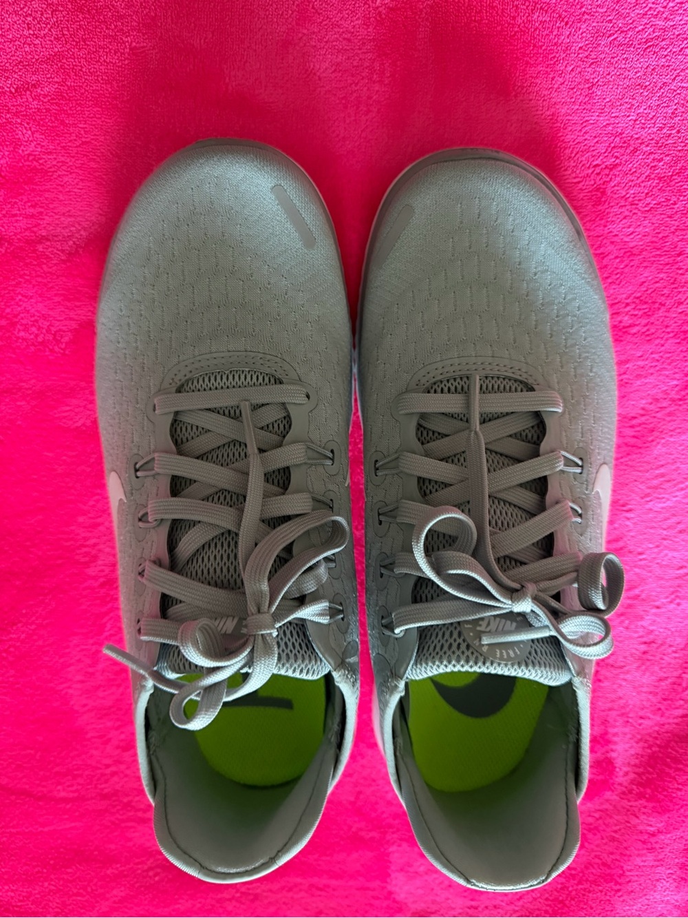 Nike Women’s Light Gray Lace-Up Running Sneakers